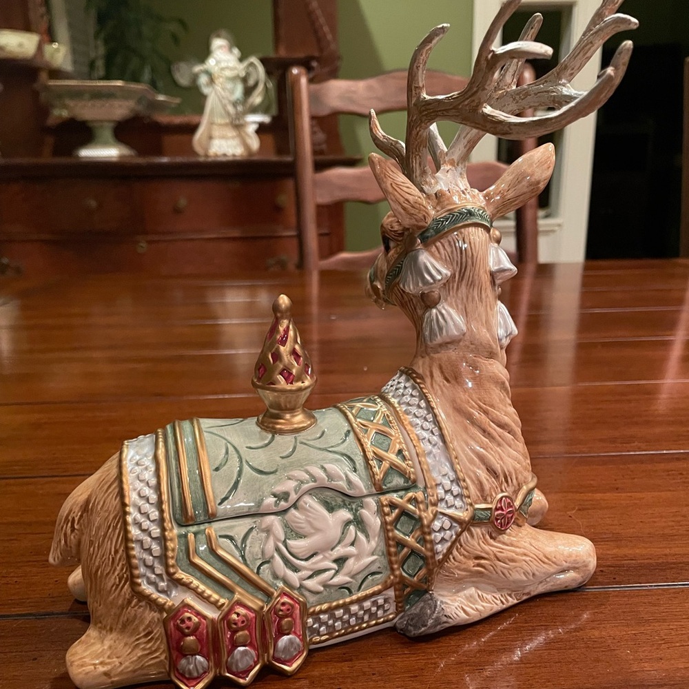 Fitz and Floyd Santa deer lidded trinket box from Georgian collection - Picture 16 of 17